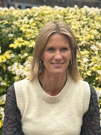 meaningful wellbeing oliva shone psychotherapist bath 400 close